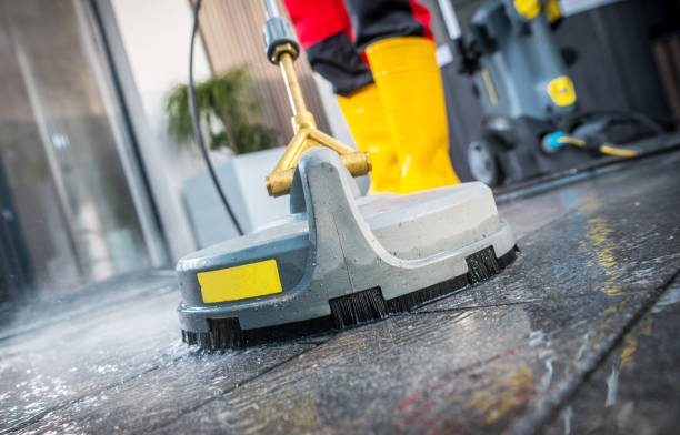 Best Garage Pressure Washing  in Moundville, AL